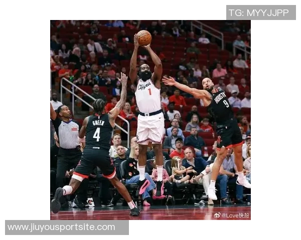 怀特谈最后防守策略：适时犯规或许是明智选择幸好哈登未能命中关键投篮